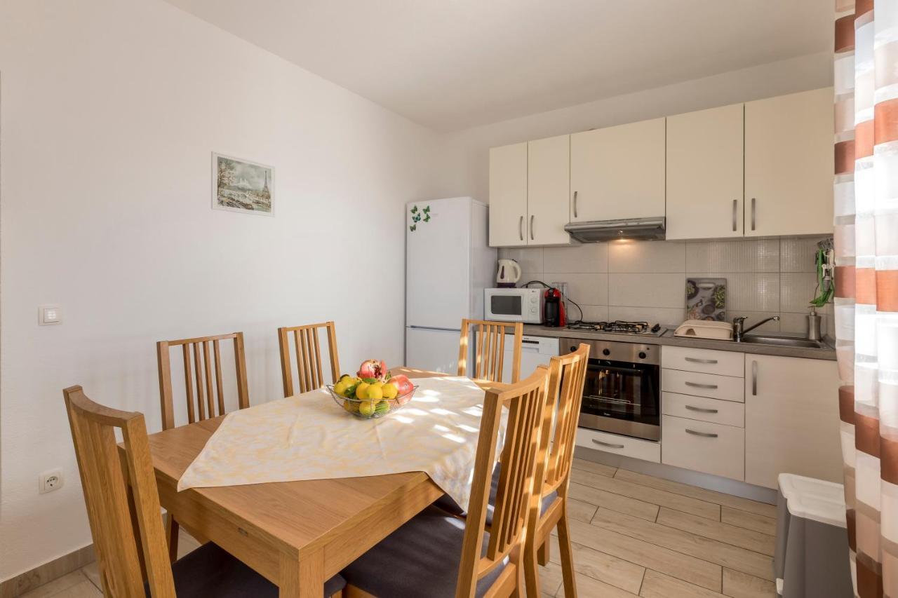 טרוגיר Apart Sa Terasom 250M Od Plaze,Parking,Wi Fi,Rostilj מראה חיצוני תמונה