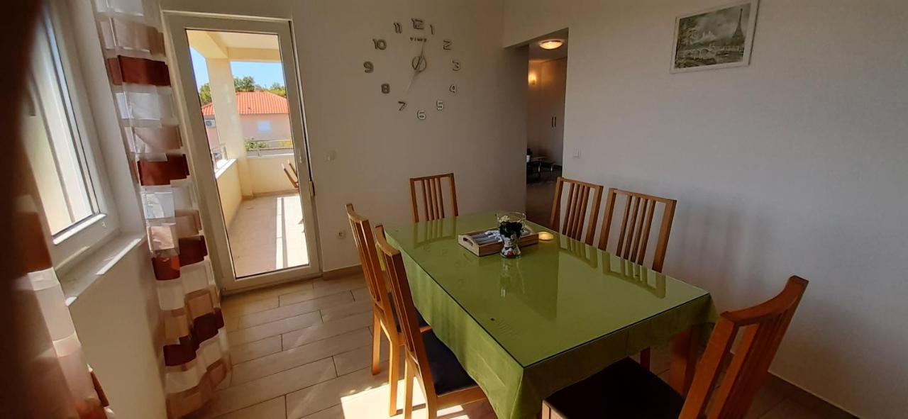 טרוגיר Apart Sa Terasom 250M Od Plaze,Parking,Wi Fi,Rostilj מראה חיצוני תמונה